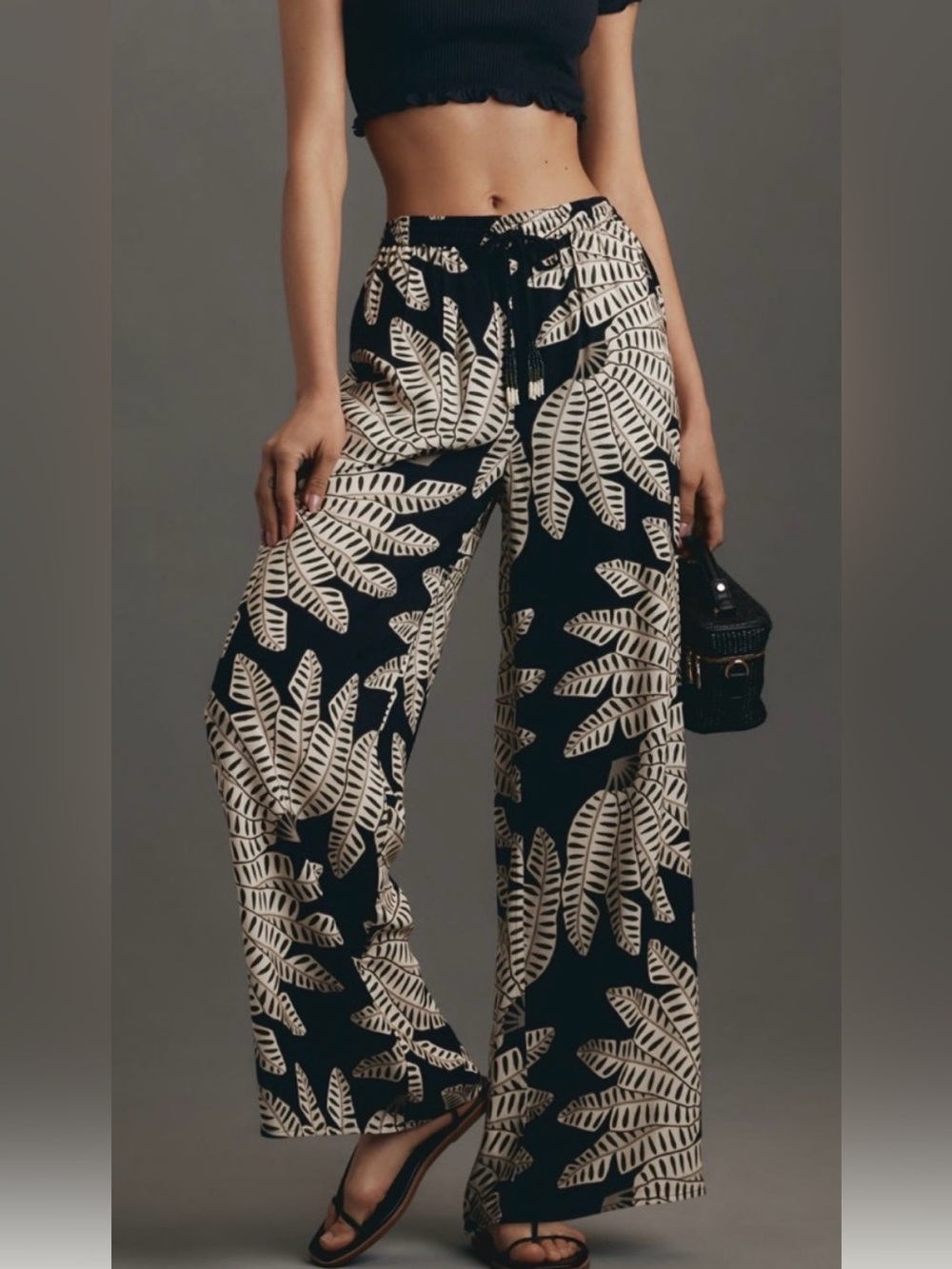 NWOT FARM RIO Wide leg patterned pants With pockets! XS